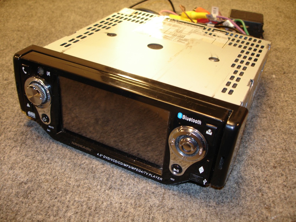 RADIO  NAVIHEAVEN  - DVD MP3 BLUETOOTH USB