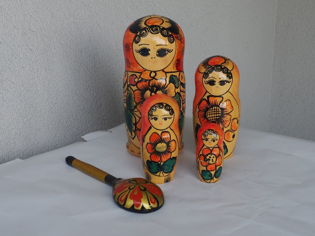 Kultowa Rosyjska Lalka Matrioszka PRL  19 cm