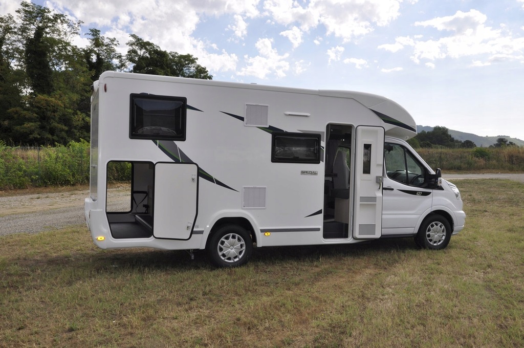 KAMPER CHAUSSON 627GA S.E. TRANSIT 170KM NOWY!