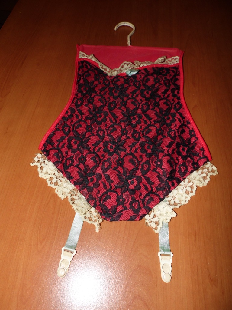 Oryginalny schowek na spinacze , gorset - 24 x 43
