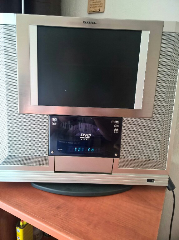 Telewizor 17cali  dual z DVD itp