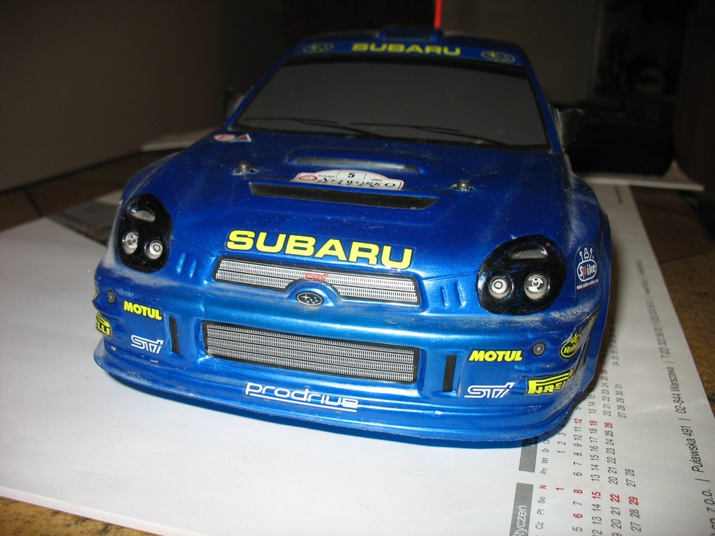 subaru radiocommandée