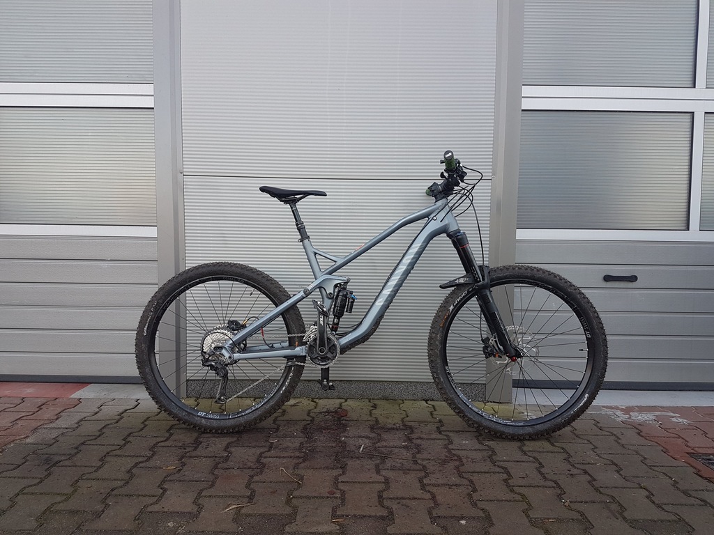 Canyon strive cheap al 5.0 2017