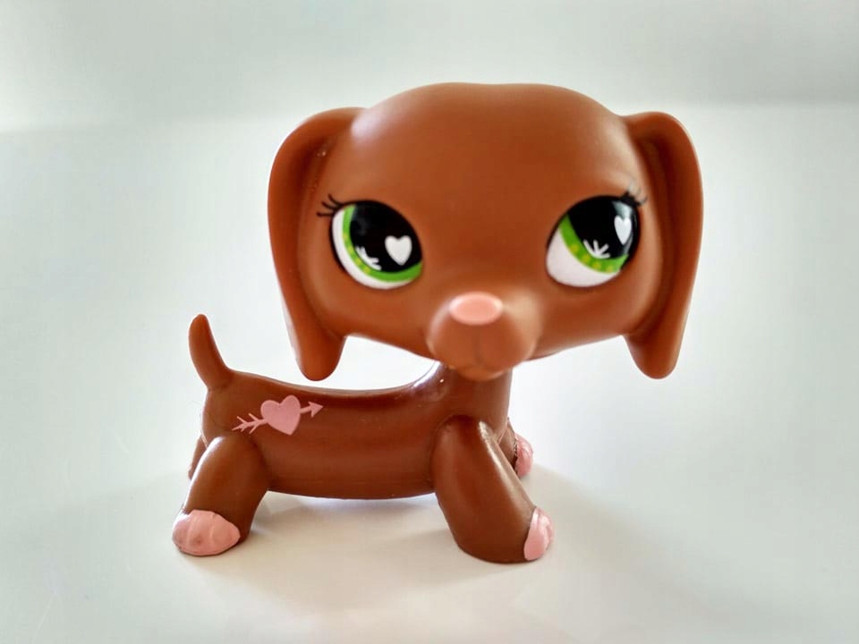 Littlest Pet Shop jamnik walentynkowy #556