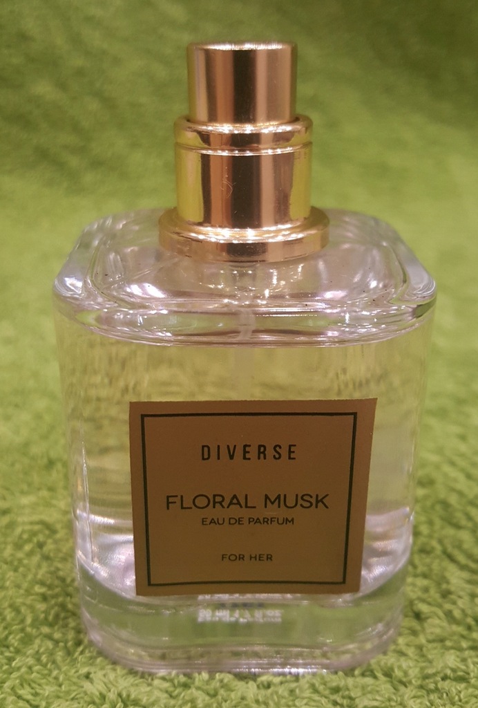 DIVERSE Woman - Floral Musk EDP 50ml TESTER