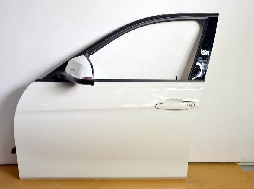 BMW F30 F31 F80 drzwi przód lewe Kolor 300