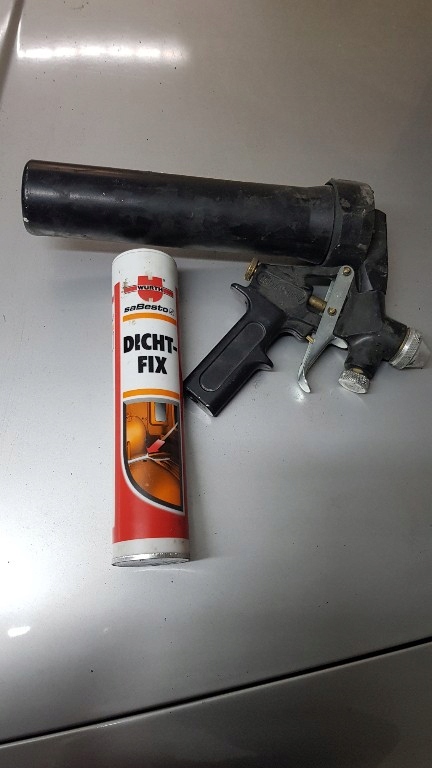 Pistolet do mas natryskowych Wurth Dichtfix