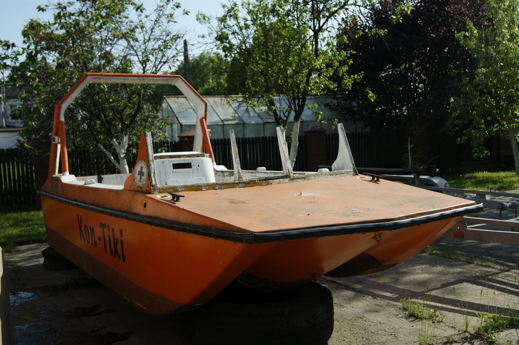 Łódź motorowa do remontu dł.5m/ szer.1,80/ wys.85