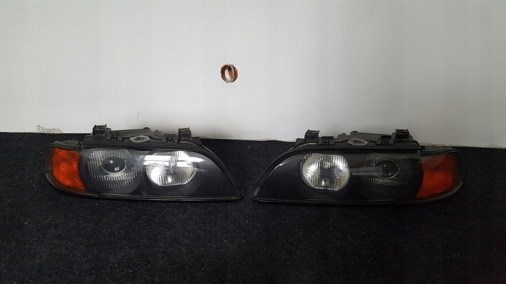 Reflektory lampy soczewkowe do BMW e39 HELLA 9600
