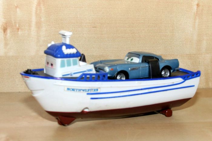 Auta CARS, CRABBY BOAT, Mattel 1:55! TANIO!