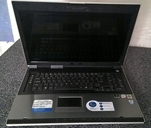 ASUS A7SN - 17'' , Matryca, Kompletna obudowa, bat