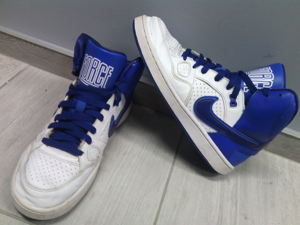 chaussure foot nike hypervenom