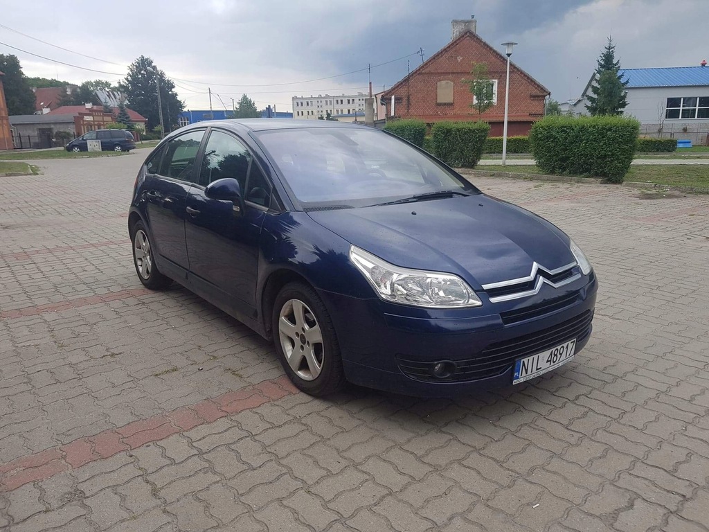 Sprzedam samochód osobowy Citroen C4