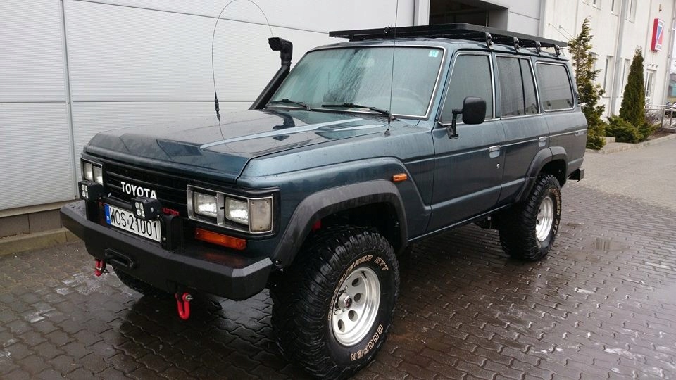 TOYOTA LAND CRUISER HJ61
