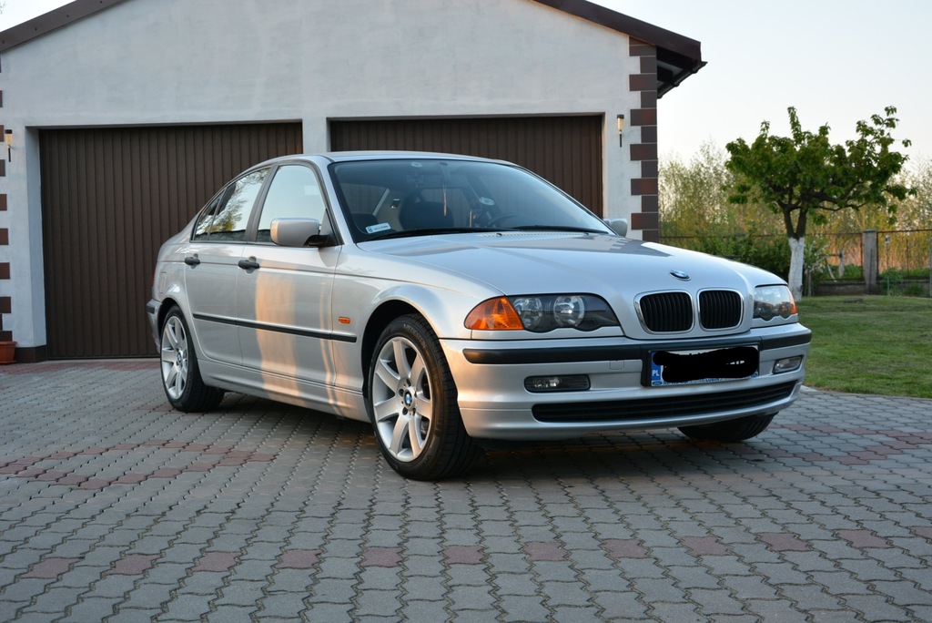 BMW E46 SEDAN BŁOTNIK TYŁ PRAWY TITANSILBER 7354722557