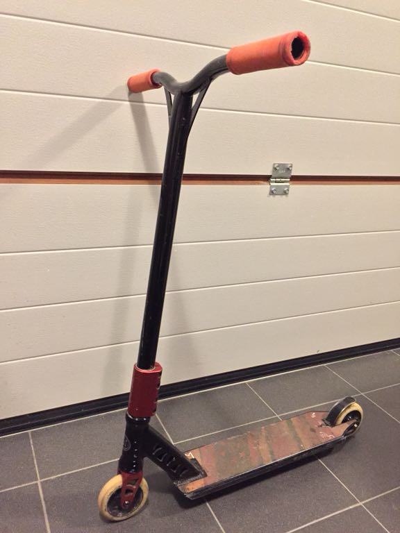 Hulajnoga wyczynowa Maui and Sons Shredder v2