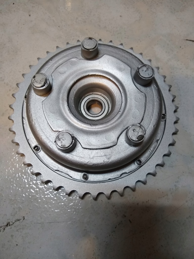 ZABIERAK TYLNEGO KOLA WSK 125 REGENEROWANY