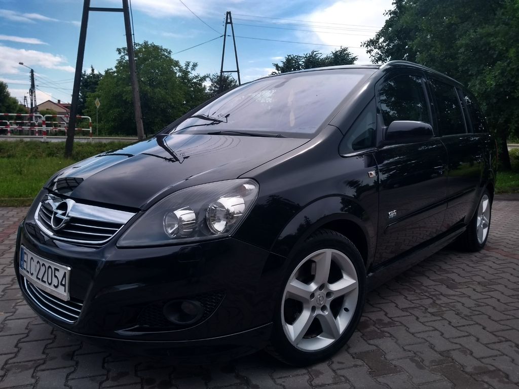 Opel zafira b 2008