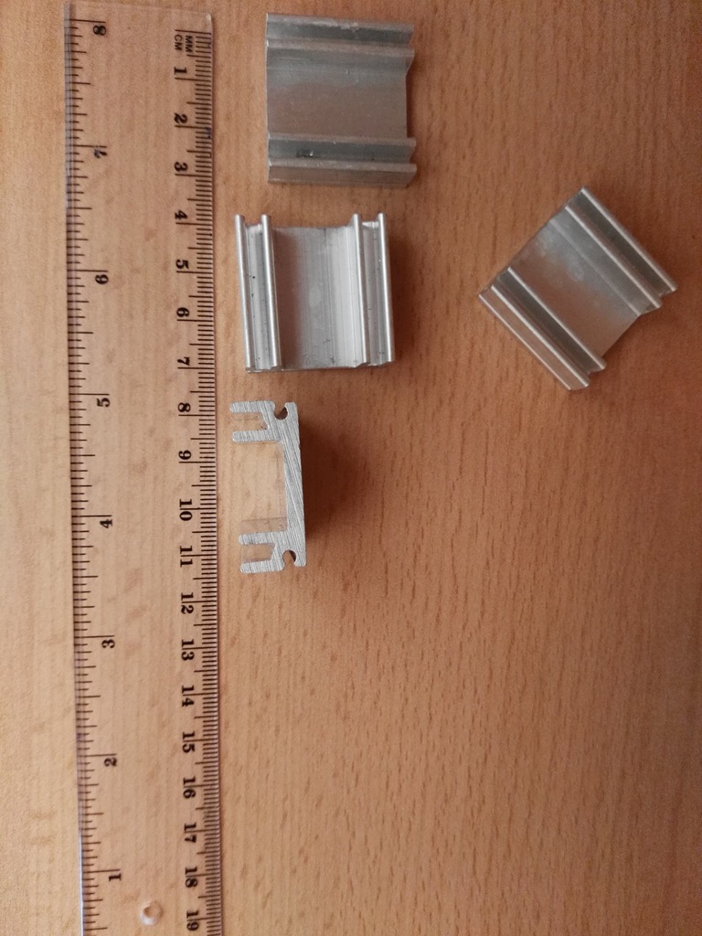 radiator 30x30 aluminium tego nie pomalujesz :-)