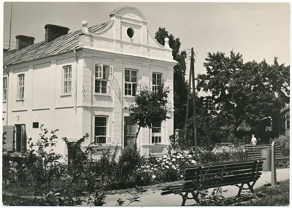 Ciechanowiec Rynek CIEKAWY budynek