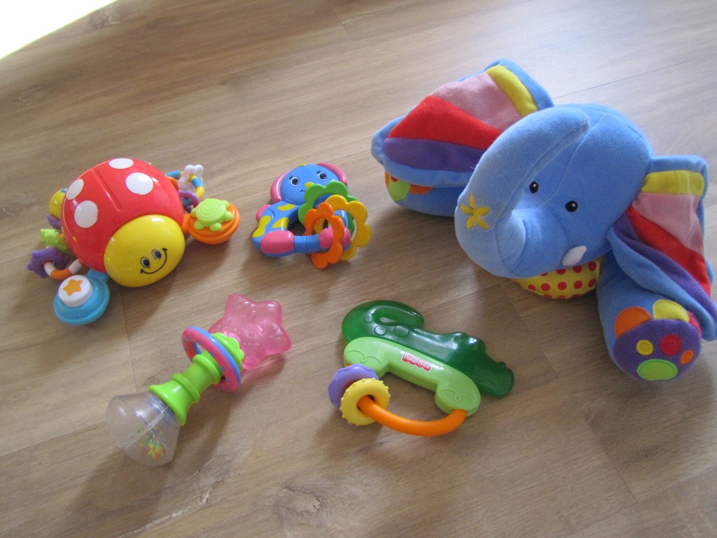 Zabawki kolorowe dla niemowlaka ZESTAW 5 sztuk