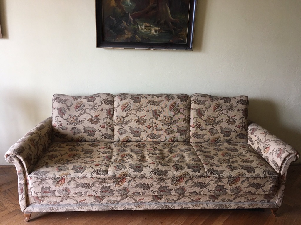 SOFA - CHIPPENDALE z lat 50-tych