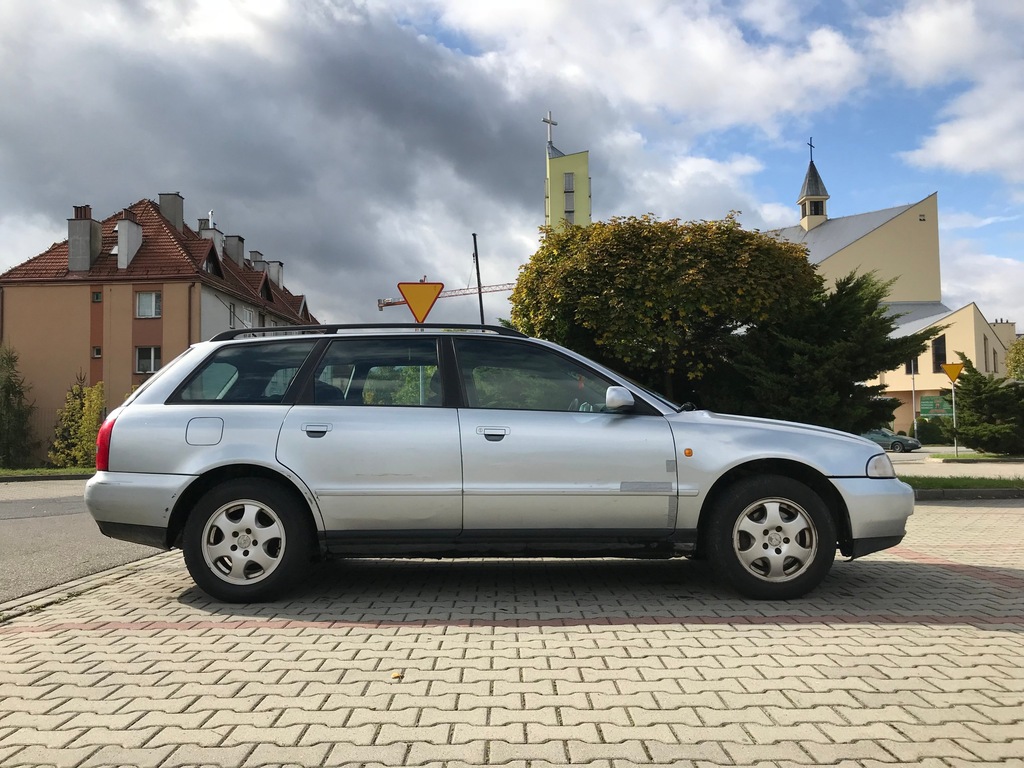 Audi A4 B5 Avant 2.4 V6 Benzyna Quattro