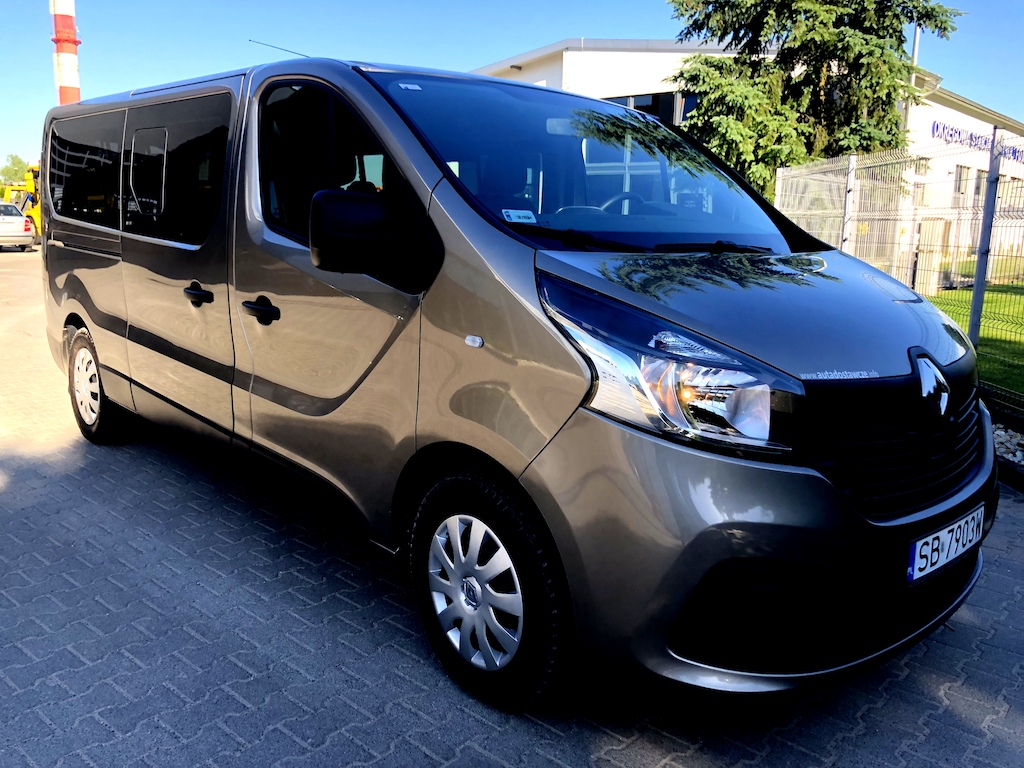 WYNAJEM BUSA 9 OSOBOWY RENAULT TRAFIC VIVARO LONG