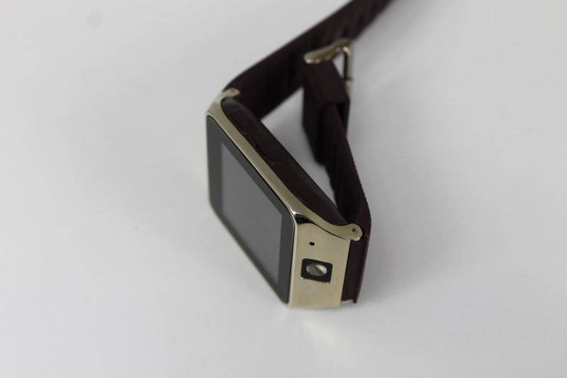 f 18 smartwatch