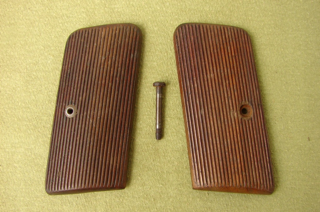 FEG FROMMER FEMARU 37M 9x17 mm Browning - OKŁADKI