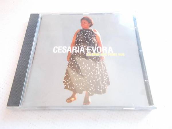 LA DIVA AUX PIEDS NUS - Cesaria Evora - CD