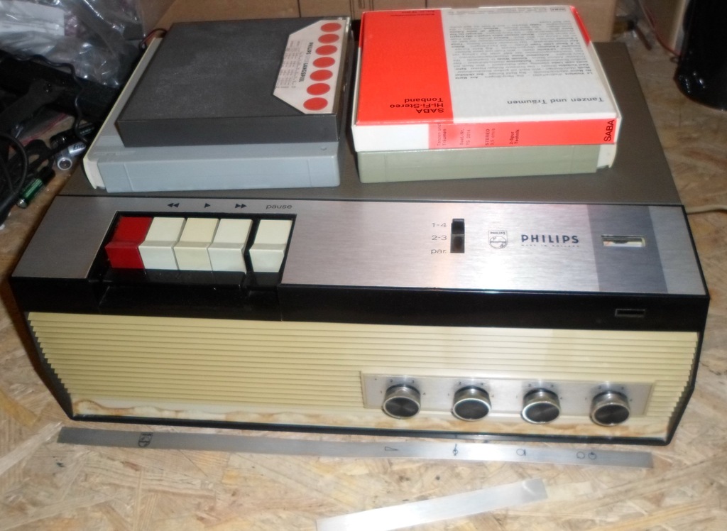 Magnetofon szpulowy Philips N4 305/22- ZABYTEK