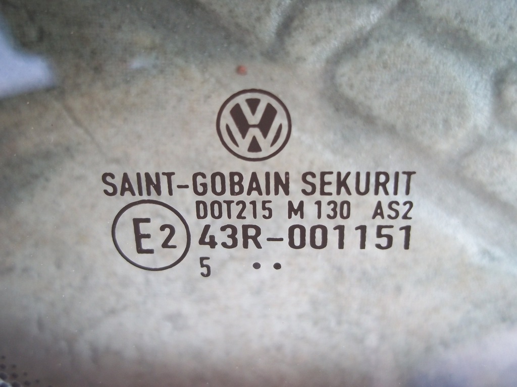 Szyba Boczna Tylna P.T VW FOX 06r 6841368001 oficjalne