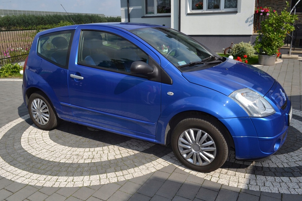 Citroen C2 1.4 benzyna 2006 r. niebieski, klima