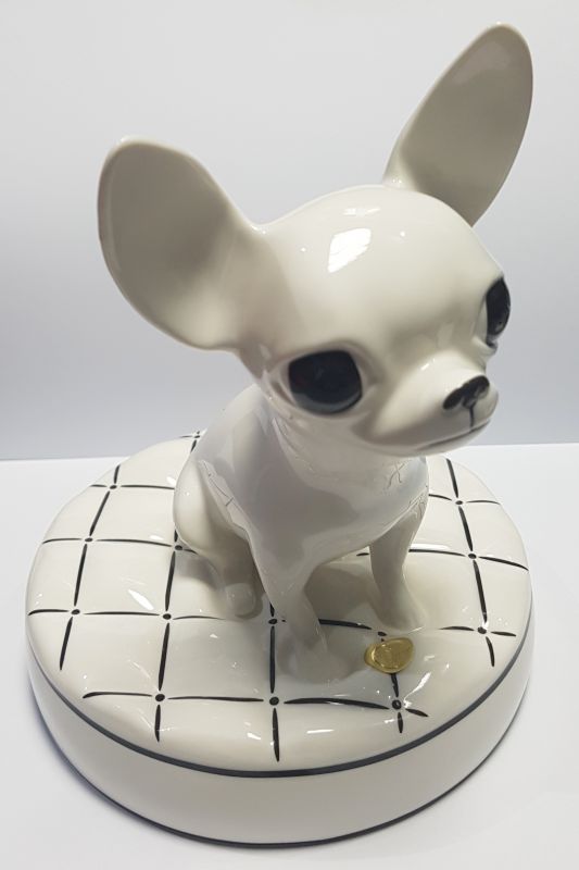 U. KOLOCZEK CHIHUAHUA MIMIKRI FIGURKA 17 CM BIAŁA
