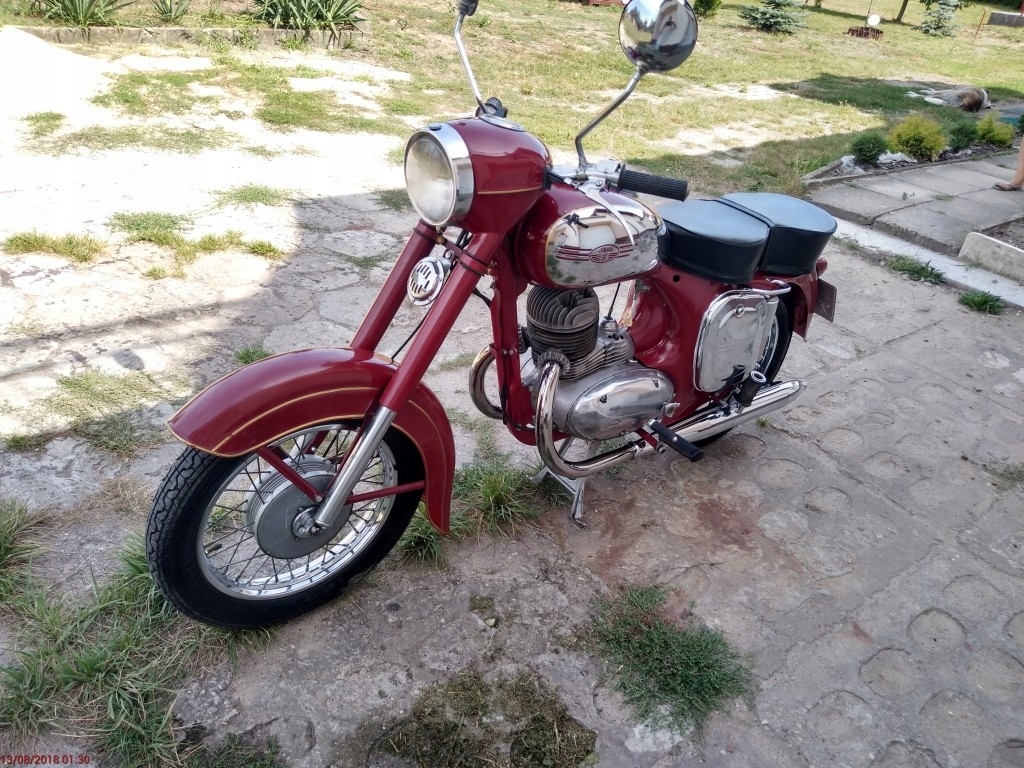 Motocykl Jawa 250