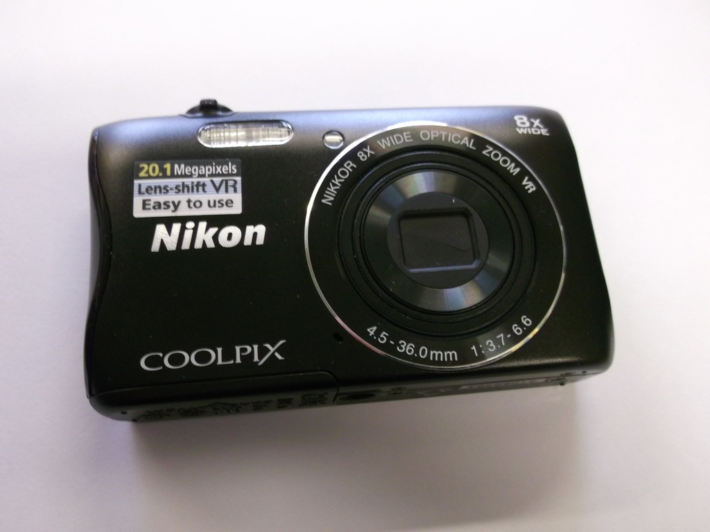 Aparat NIKON COOLPIX S3700 WIFI 20.1