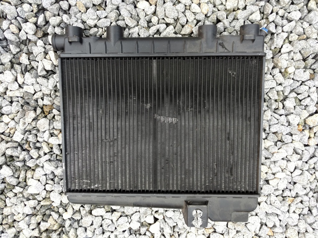 NOWA ORYGINALNA chłodnica BMW E28 520i 525e ASO