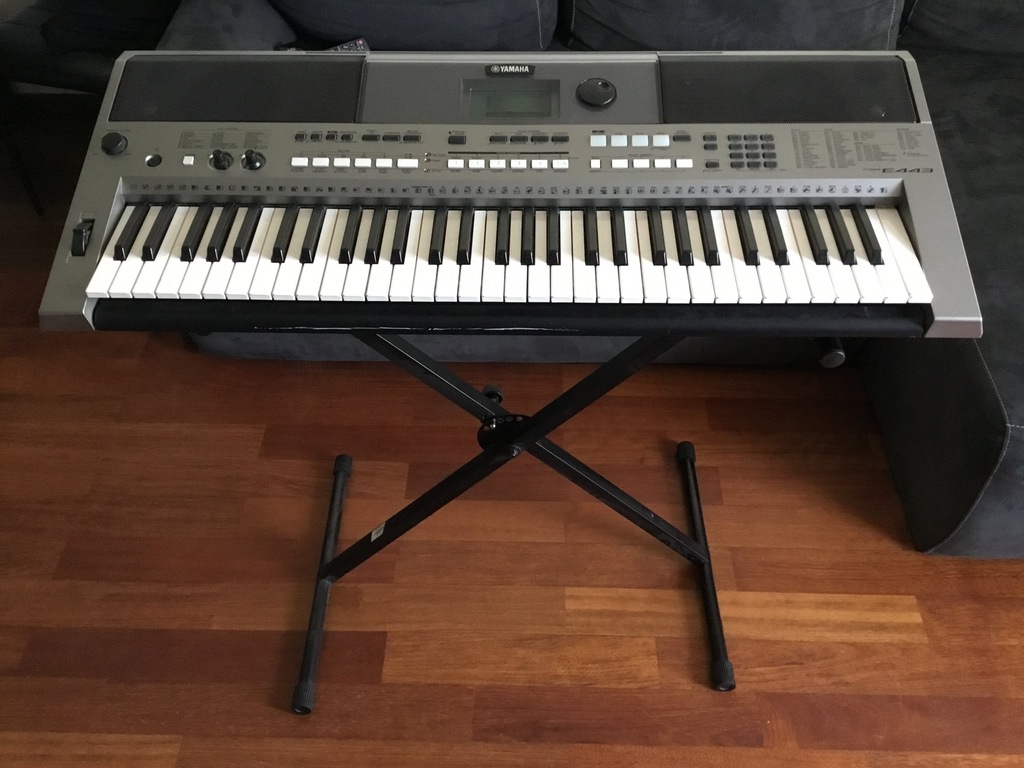 KEYBOARD YAMAHA PSR - E443 z stojakiem