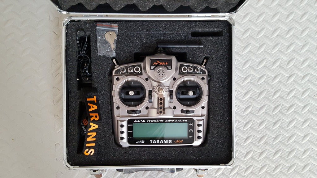 Aparatura Taranis X9D Plus z telemetrią + walizka