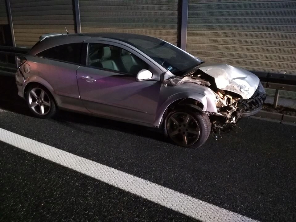 Opel Astra H GTC panorama-uszkodzony