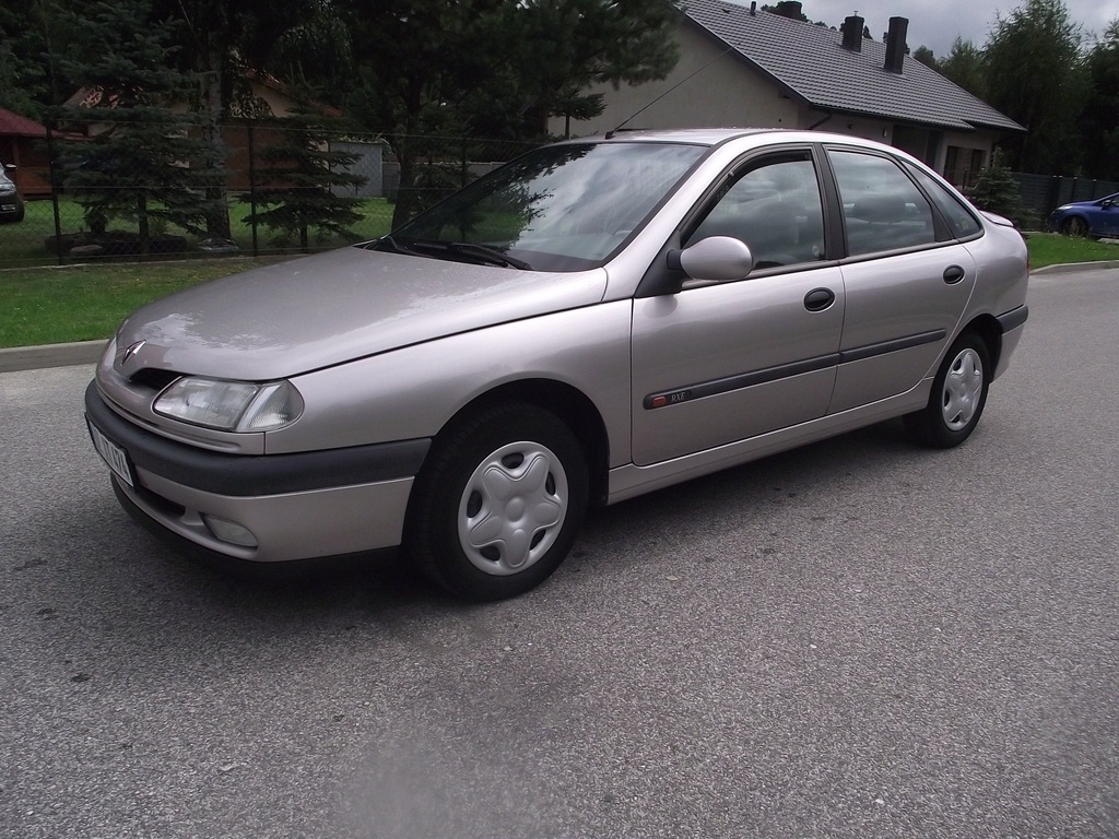 Renault laguna 2 универсал