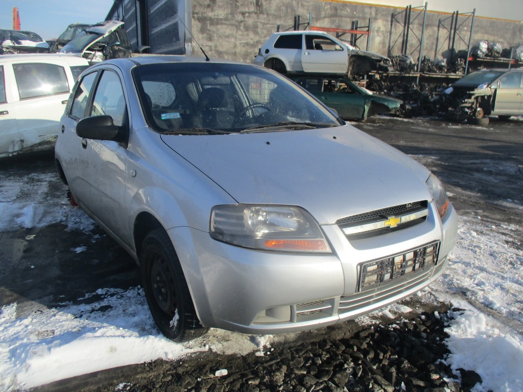 PÓŁOŚ PRAWA CHEVROLET AVEO T200 DAEWOO KALOS 1.2