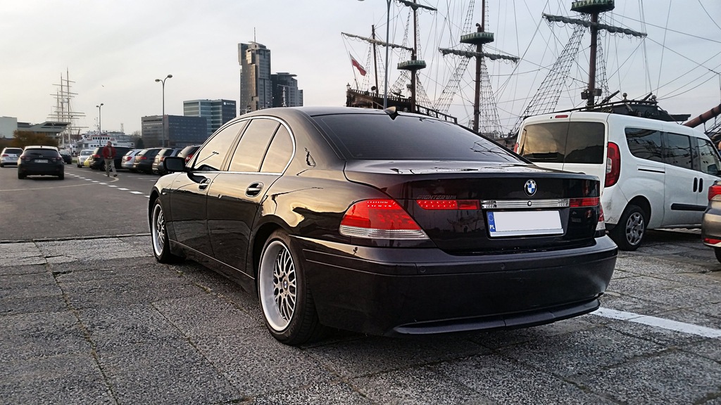 Bmw 745i фото