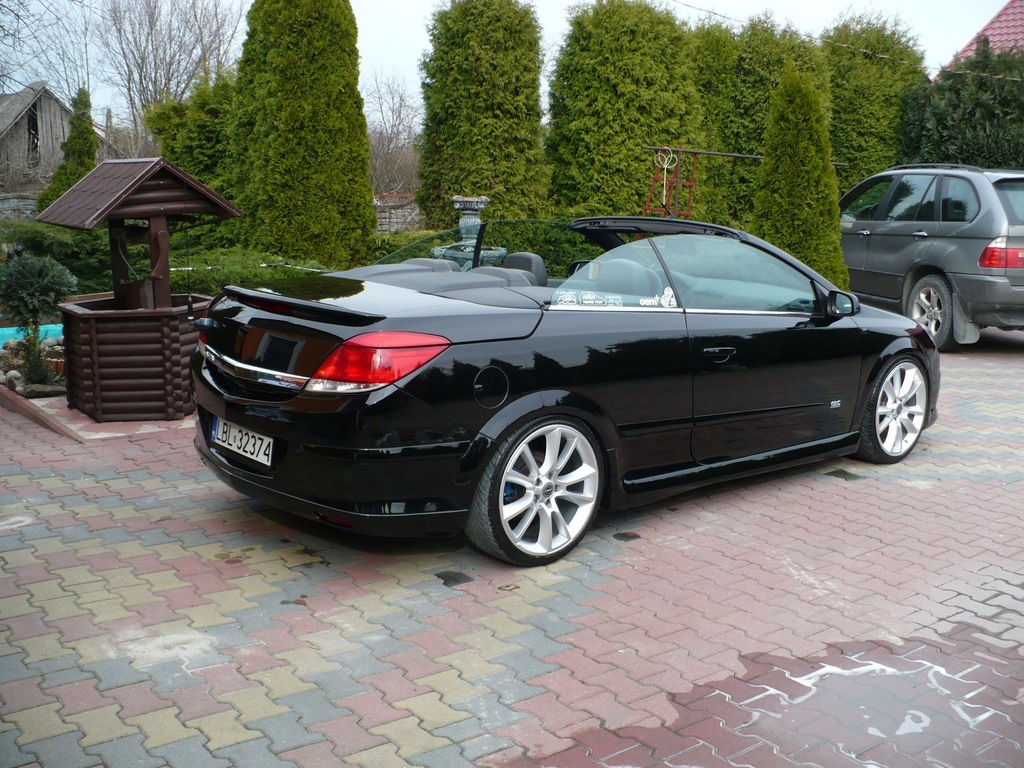 Opel astra h twintop