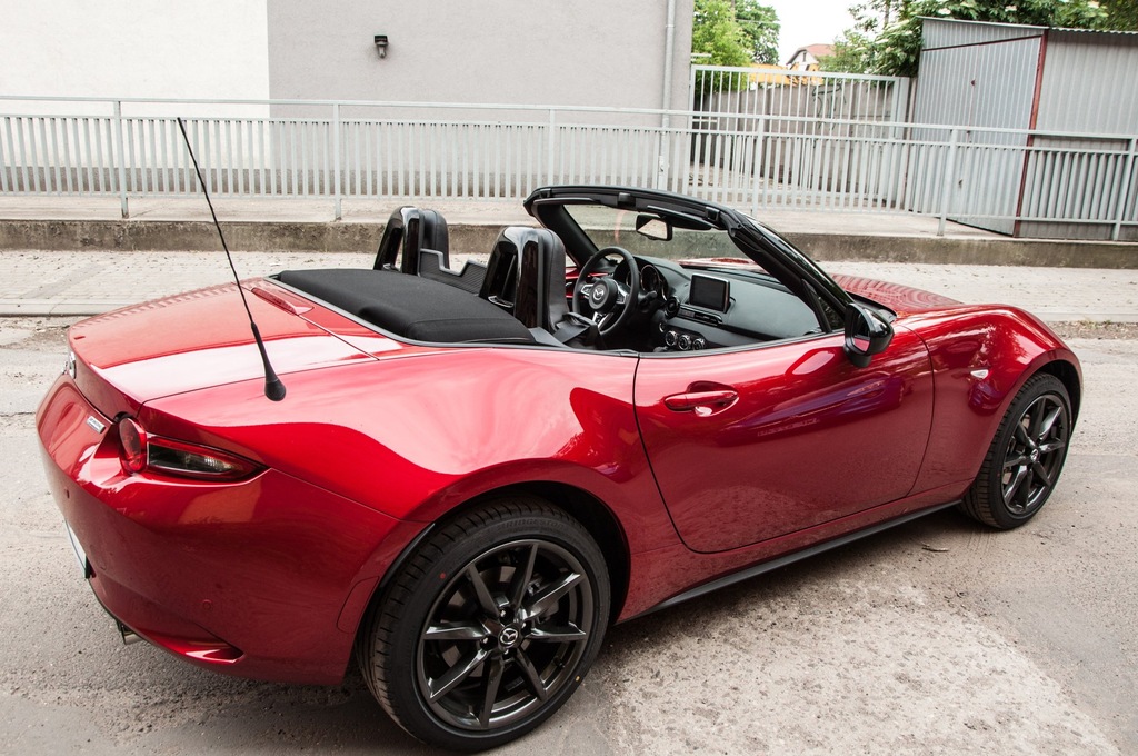 Mazda MX-5 2.0 160hp wynajem Warszawa
