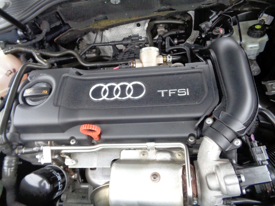 AUDI A3 8P S3 1.4 TFSI SILNIK CAXC 125KM 127tys