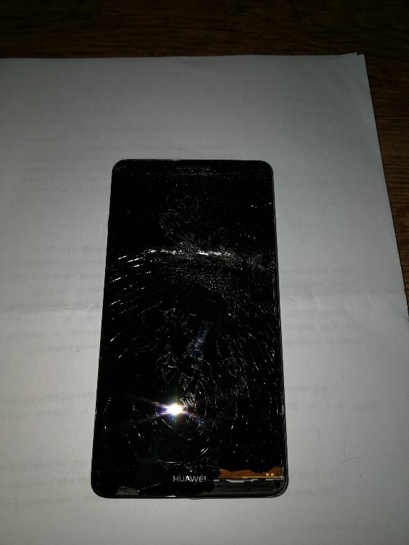 Huawei Ascend Mate 7 MT7-L09 stłuczony