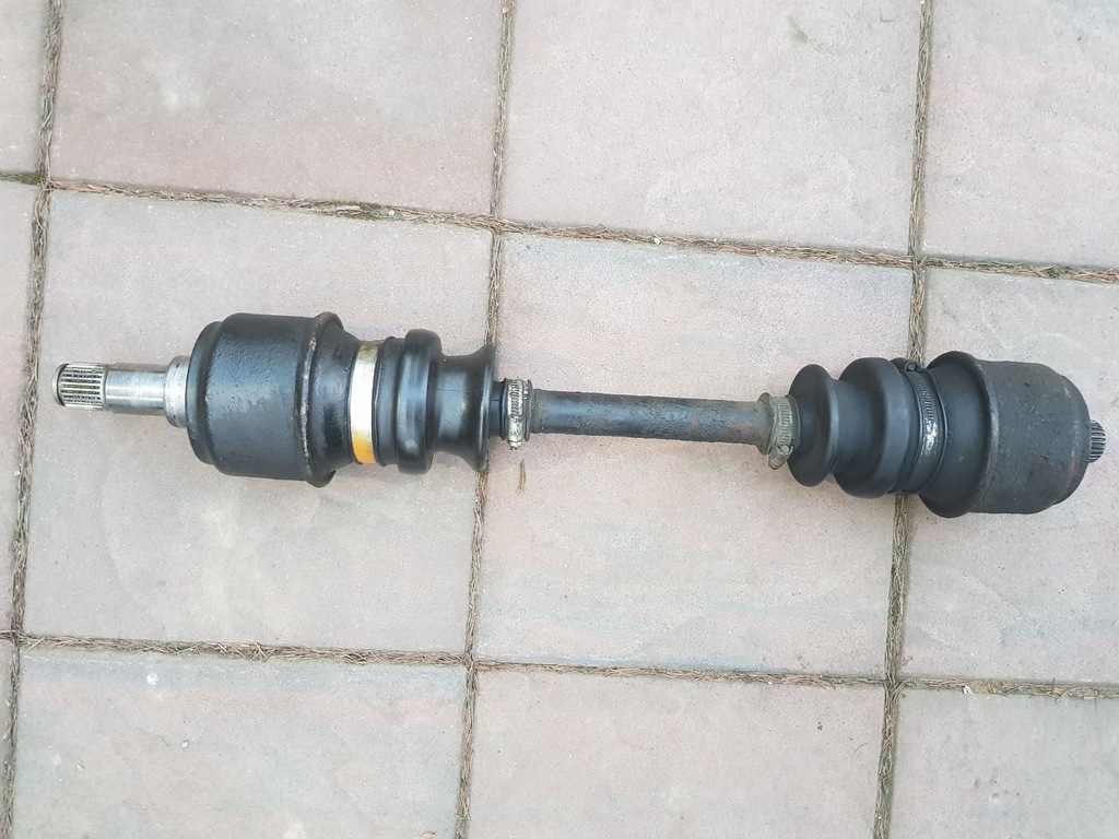 PÓŁOŚ przegub Mercedes w123 123 200D 220D 240D 300