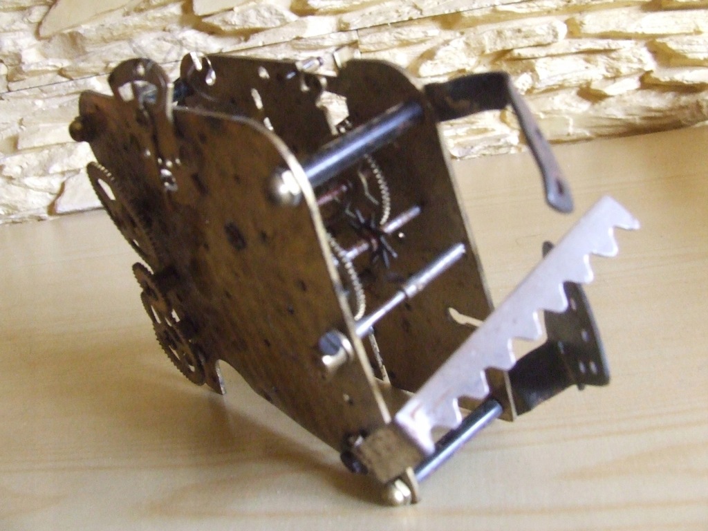 ELEMENT MECHANIZMU ZEGARA GUFA